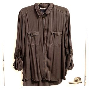 AE Boyfriend Fit Button Down